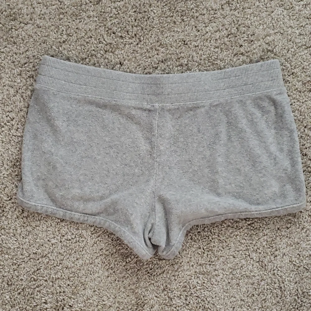 EXPRESS TERRYCLOTH SHORTS IN SIZE S - Picture 2 of 4